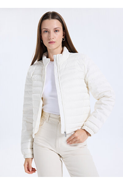 Calvin Klein Standart Beyaz Kadın Ceket LV044C513GYAS