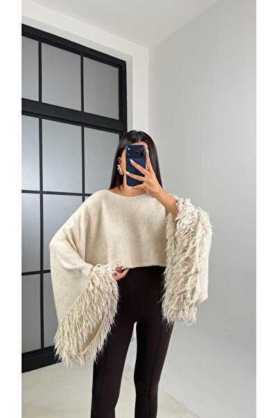 Gaus سترة تريكو قصيرة بتفاصيل شراشيب على الأكمام GAUS-00625