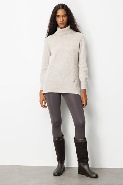 Desen Triko Жіночий светр з високим коміром, розрізом з боків, з вовни, V.Bej