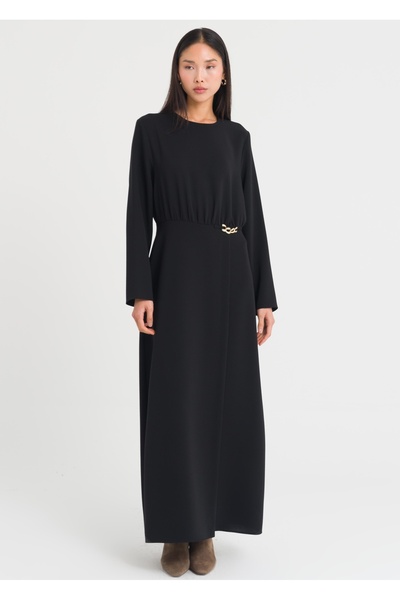 Armağan Zincir Detaylı Elbise