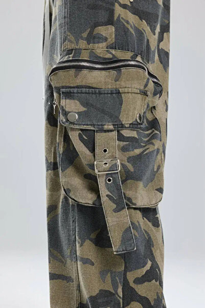 its basic Tw3 kadın kamuflaj şerit detaylı tasarım pantolon