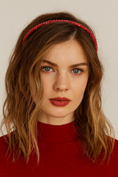 YASEMİN KAPLAN Crystal Stone Thin Crown – Sparkling Elegant Model