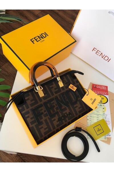 GGG حقيبة كتف معا ملحقاتها