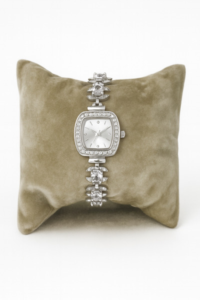 Leerybee Minimal Taşlı Kadın Kol Saati.