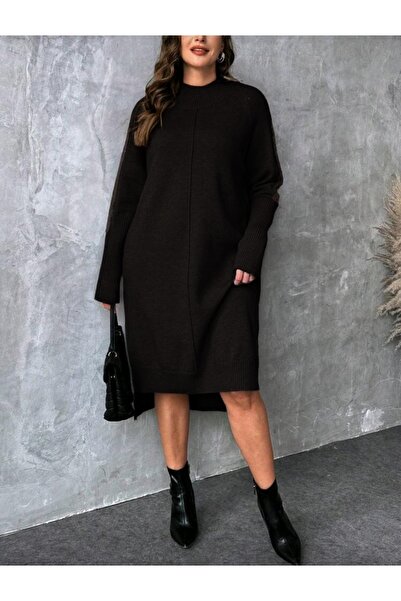 Bracha Yarım Balıkçı Yaka Çift Yırtmaçlı Kolda Şerit Detaylı Önü Kısa Arkası Uzun Midi Boy Triko Elbise