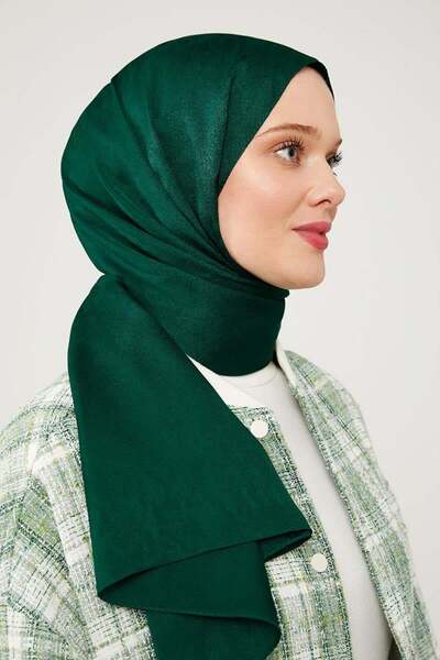 Levidor Green Jacquard Elegance Shawl