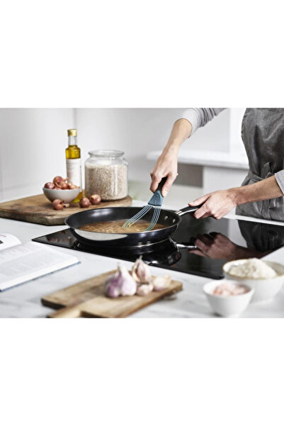 RiverWorld River World Whisk with Flat and Balloon Function Handle Silicone