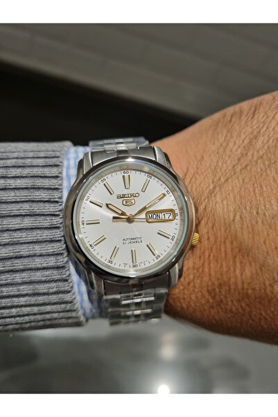 Seiko 5- Steel Bracelet with Auto Calendar 3 Atm Water Resistant Men Wrist Watch