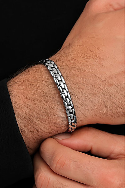 TAKIŞTIR Silver Color Twist Detailed Men's Steel Handcuff Bracelet