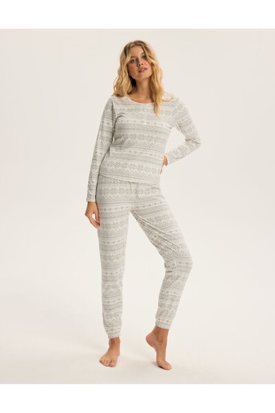 Bloovii Women's Pajama Set Nordic Winter Style with Button Panel Cotton & Elastane | Hygge