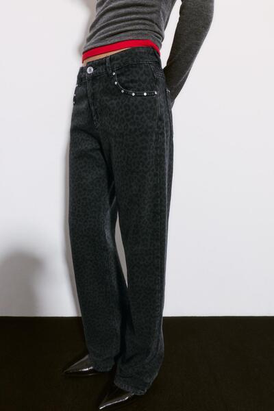 Pull & Bear Leopar desenli zımbalı jean