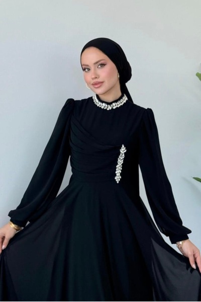 GÜZELLER Şifon Broşlu Boğazı Taşlı İsteme Söz Nişan Nikah Özel Gün Elbisesi Abiyesi