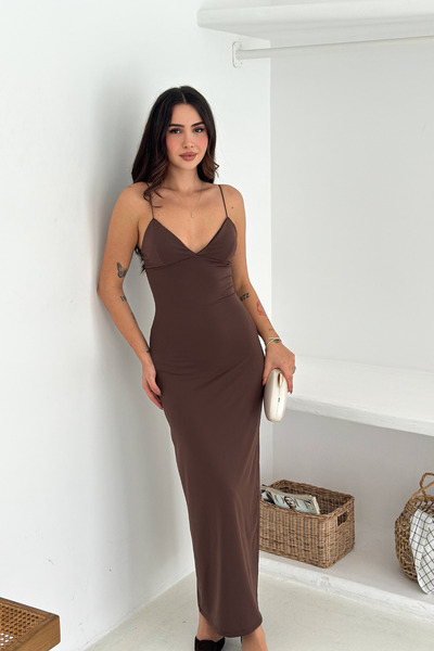 mielva Kadın Kahverengi İp Askılı V Yaka Maxi Boy Elbise