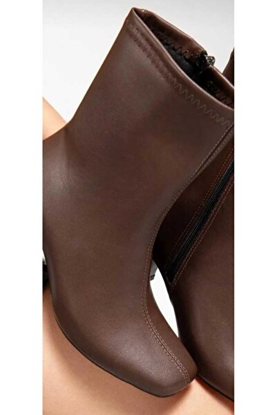 GNY AYAKKABI Γυναικείες μπότες καφέ τετράγωνες με ραφές στη μύτη άνετες