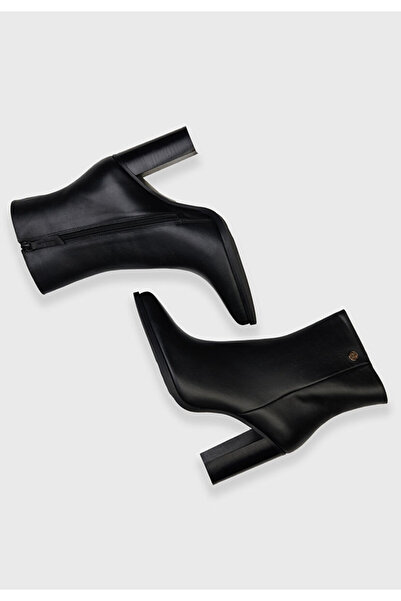 adL Deri Yandan Fermuarlı Kalın Topuklu Bot