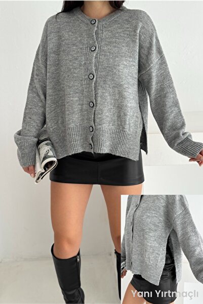 FEMELLE Gri Yanı Yırtmaçlı Düğmeli Oversize Triko Hırka Standart Beden