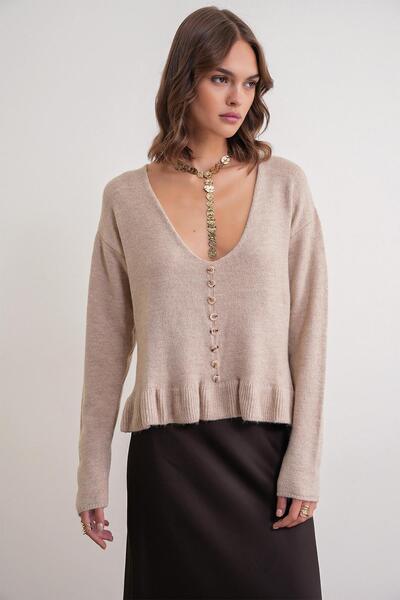 Mixray 6954 Women's Ruffle Detailed V-Neck Knit Sweater Beige