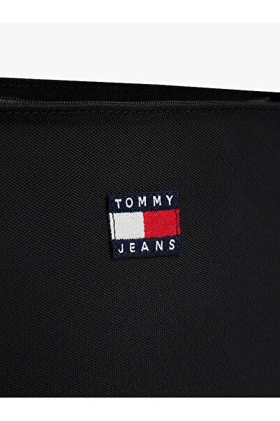 Tommy Hilfiger Kadın Siyah Omuz çantası