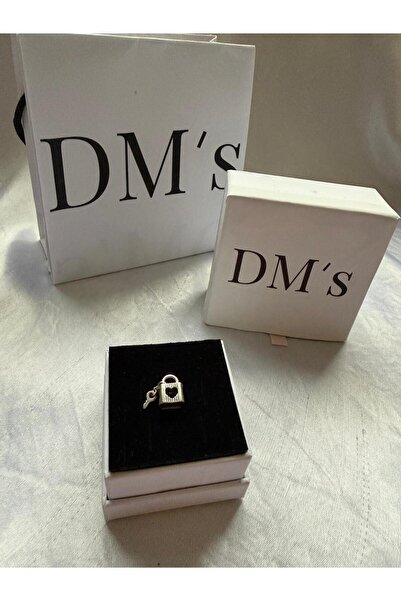 DM’s Silver Kalpli Şekilde Oyulmuş Kilit,Anahtar Gümüş Charm’ı
