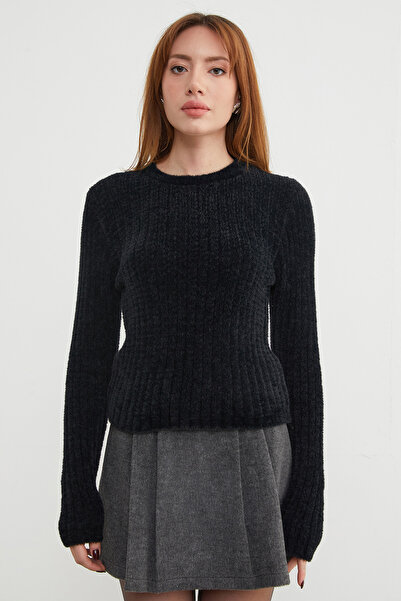 Fulla Moda Crew Neck Bearded Soft Textured Sweater