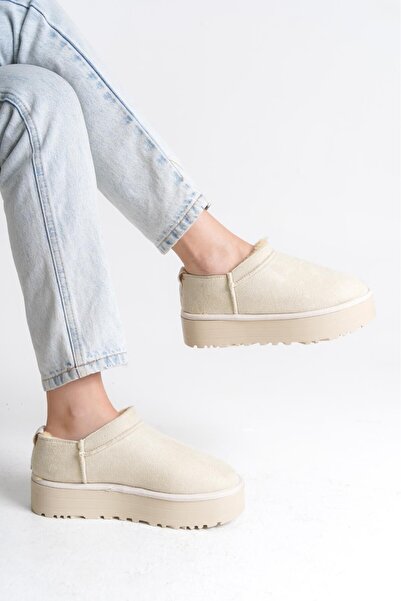 ARMÜZ حذاء ميتي من جلد الغزال البيج