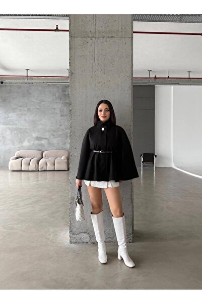 Genel Markalar Kadın Siyah Boğazı Düğme Detay Kemerli Panço