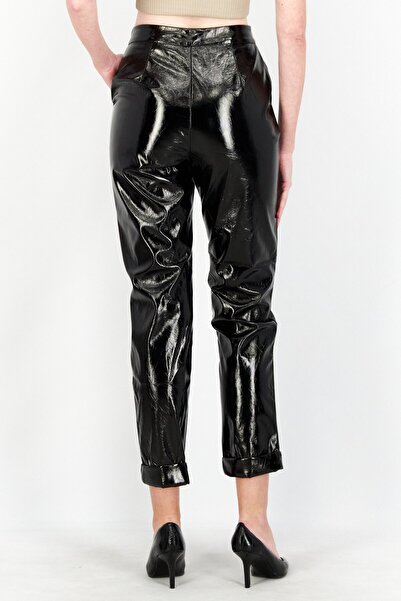 NA-KD Women Regular Fit Solid Chino Pants, Black