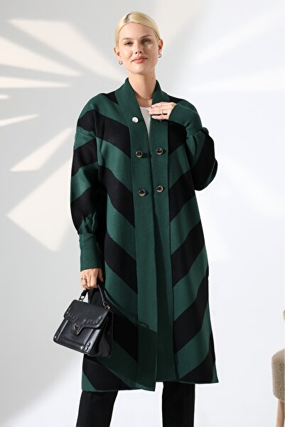 aytenli Straight Collar Silver Accessories Available in Sizes S to XL Standard Size Compatible Zigzag Pattern Knee-Length Stylish Knitwear Cardigan