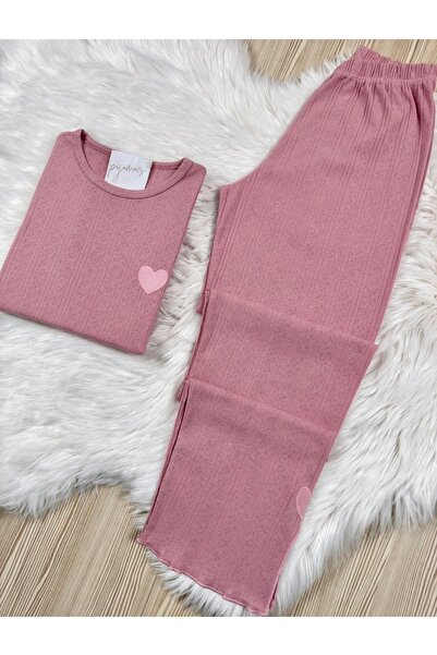 Pijamacs Koyu Pembe Pamuklu Paça ve Yaka Kalp Detaylı Ajurlu/Delikli Uzun Kol Pijama Takımı