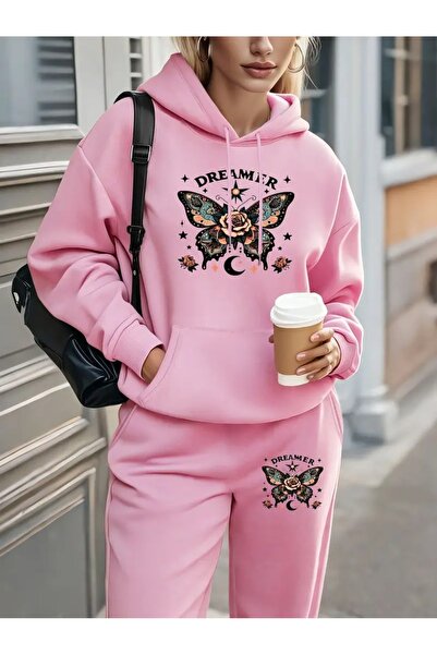 LAYORA Esfoman Team – the Place Where Elegance Meets in Winter