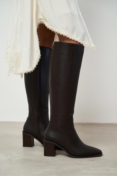 NİŞANTAŞI SHOES İsabella Kahve Mat Sivri Burun Fermuar Detay Topuklu Kadın Çizme