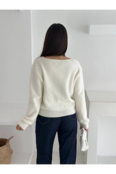 By Kuzey Aras Bearded Textured Button Detailed V-Neck Knitwear Cardigan