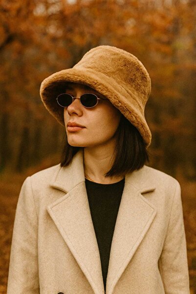 Netodak قبعة نسائية من القماش الصناعي ذات ملمس ناعم للشتاء وعصرية الطراز، قبع...