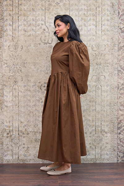 KÜÇÜĞÜM BUTİK Плисирана поплинена рокля с горчиво кафе и диня на ръкава за майка и дъщеря (ПРОДАВА СЕ ПООТДЕЛНО)