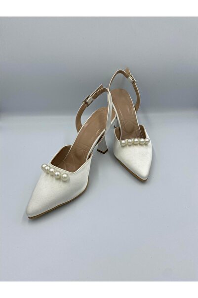 Aslının Butiği İnci Detaylı Saten Slingback Topuklu Ayakkabı