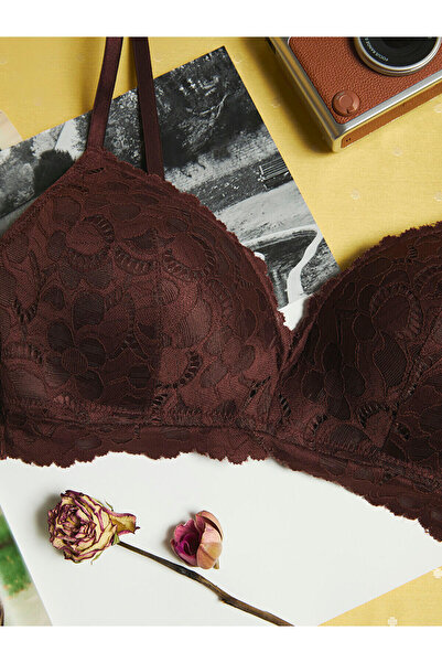 LC Waikiki اختيارات متألقة من متجر شاينينج |   حمالة صدر مثلثة الشكل من الدانتيل بدون حشوة