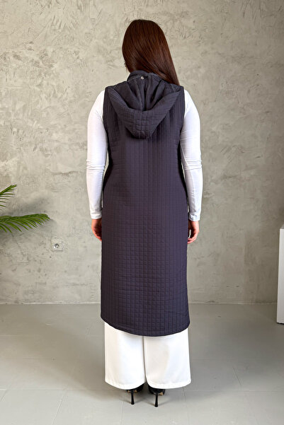 ModaPlaza Women's Snap Fastener Quilted Long Vest 7544