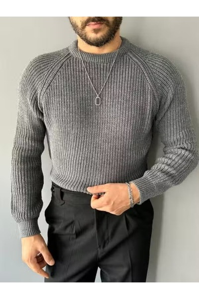TÜZeMEN Crew Neck Wool Sweater