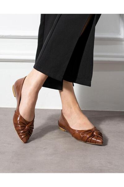 EMIENZA Fiesta Büzgü Detaylı Sivri Burun Kadın Babet