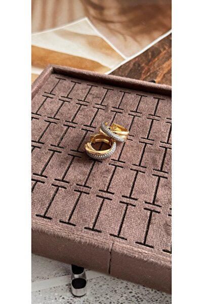 KAD COLLECTION أقراط حلقية مرصعة بالأحجار