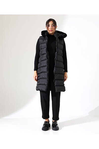 Fi'l Arz Fashion Women's Fur Detail Quilted Puffer Vest