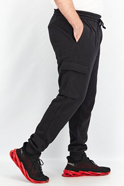 adidas Men Regular Fit Essential Fleece Training Sweatpants, Black