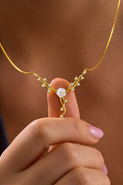 ESSARE 925 Ayar Gümüş Gold Kaplama Sarmaşık Model Manolya Çiçeği Kolye