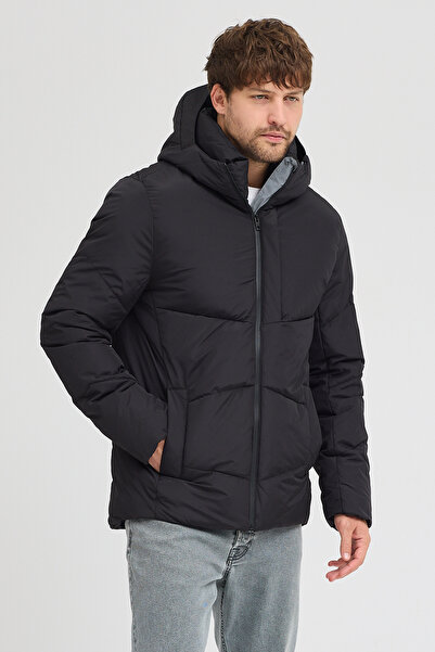 Rodi Erkek Kapuşonlu Mont 950