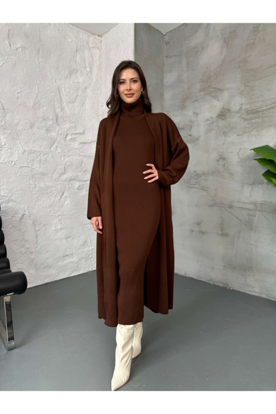 Elif Özbey Butik Σετ ζακέτα με καφέ φόρεμα