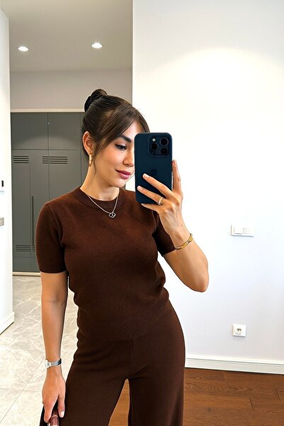 zibayi Short Sleeve Fit Knit Blouse |   Timeless Style for Everyday and Office Elegance