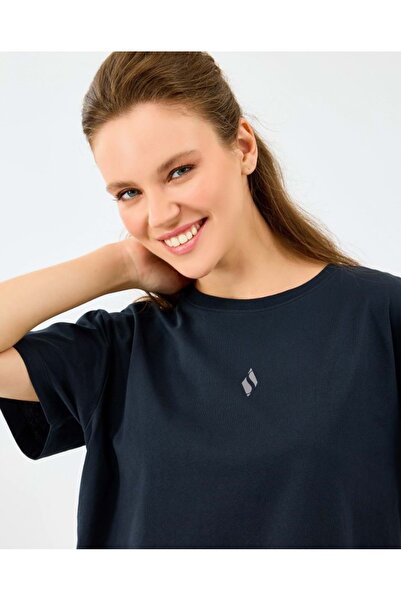 SKECHERS W Light Fabric T-Shirt S2520257 Kadın Tişört SİYAH