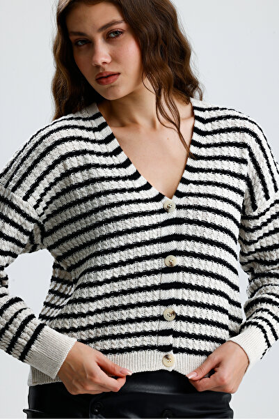 jöns since 1997 Women's V-Neck Striped Buttoned Transitional Cardigan