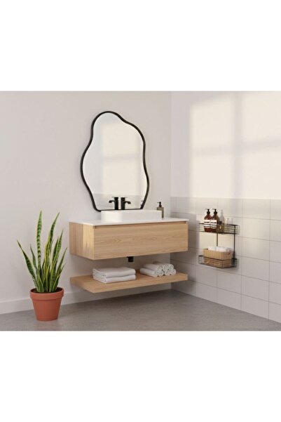 Generic Metal Frame Wall Mirror, Perfect for Your Home Decor 80*60