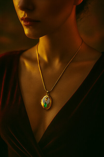 MomStyle UZAK ŞEHİR ÇELİK ALYA KOLYE ANKA KUŞU Zümrüt Yeşili - AÇILABİLİR, Zİ...